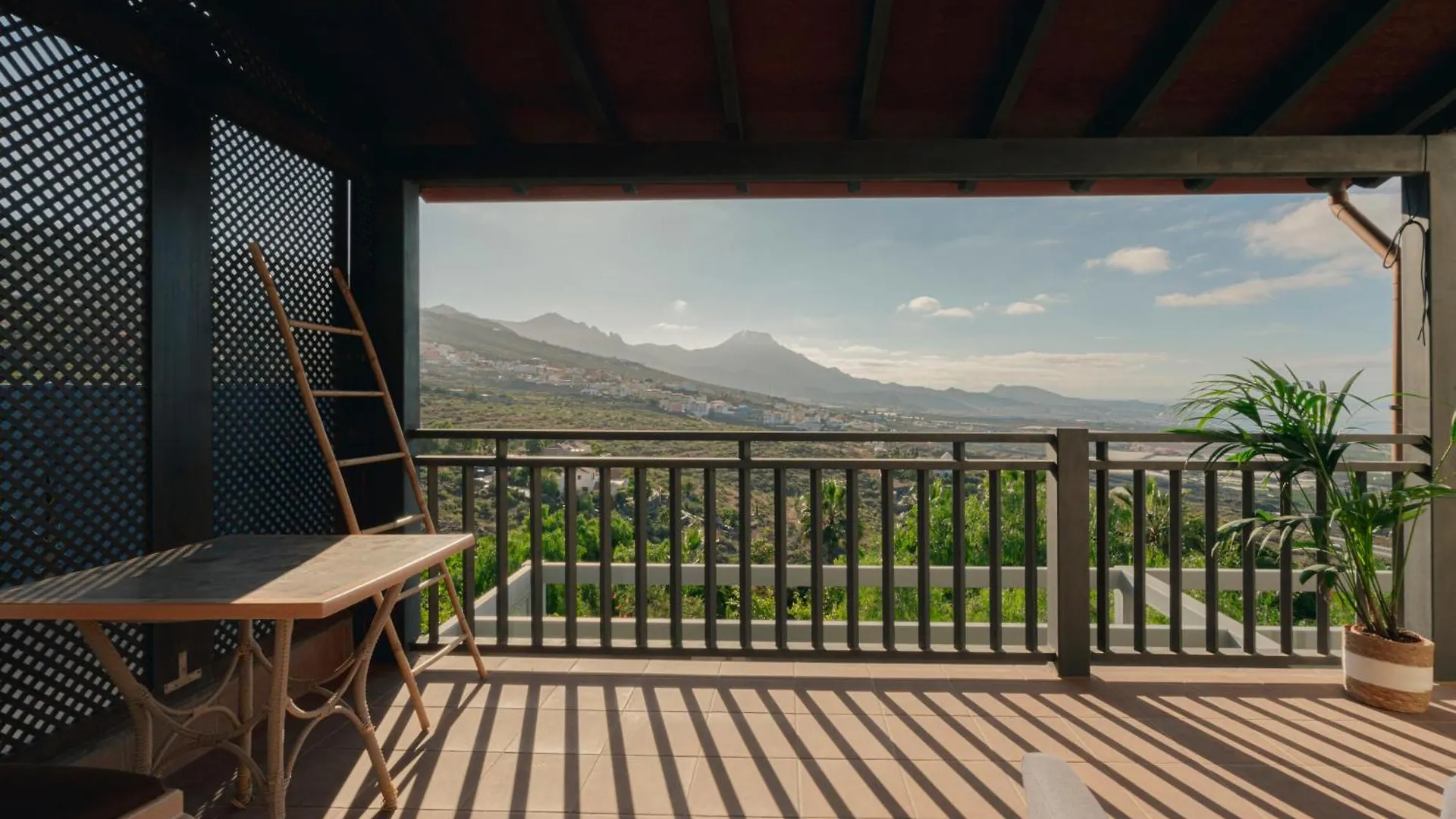 Canaan In Tenerife - Heated Pool, Ocean Views, Palm Garden, Villa Costa Adeje  Costa Adeje (Tenerife)